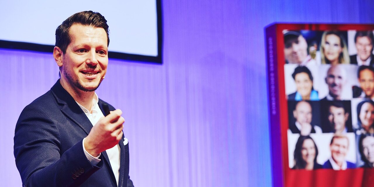 speaker-6006312_1280